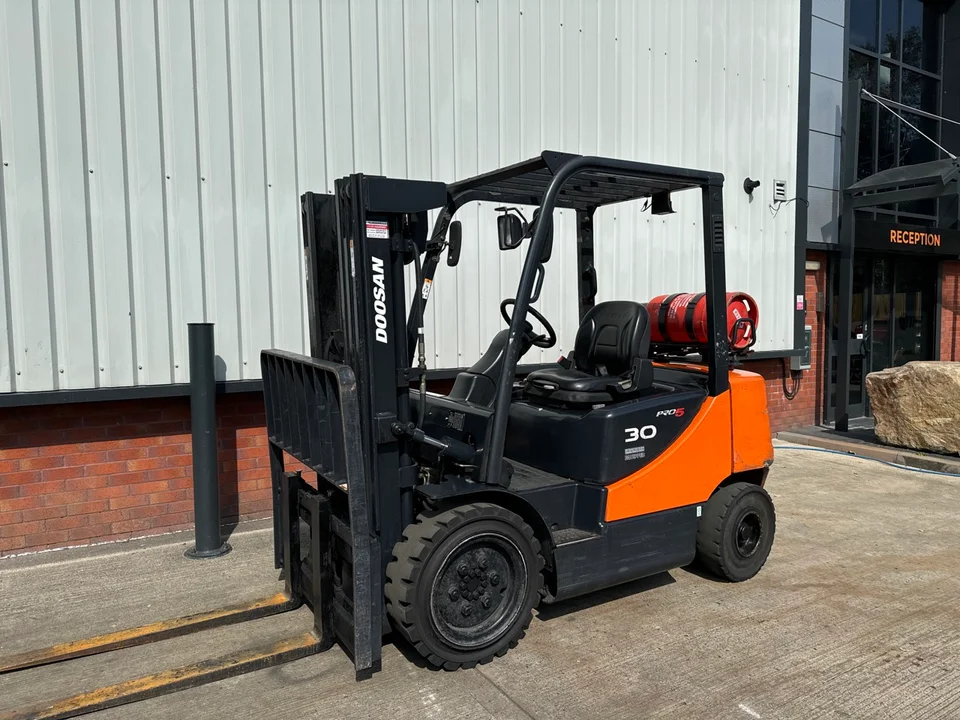 Doosan G30P-5